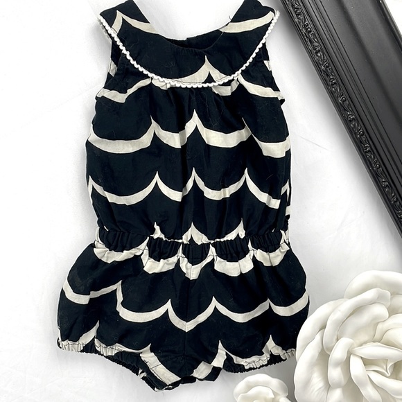 Old Navy Romper One Piece Size 0-3 Months - Picture 1 of 5